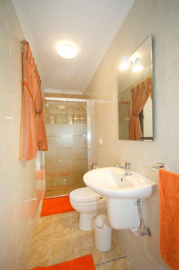 Sliema Duplex 1 Bedroom Apartment - Sleeps 4 Kültér fotó