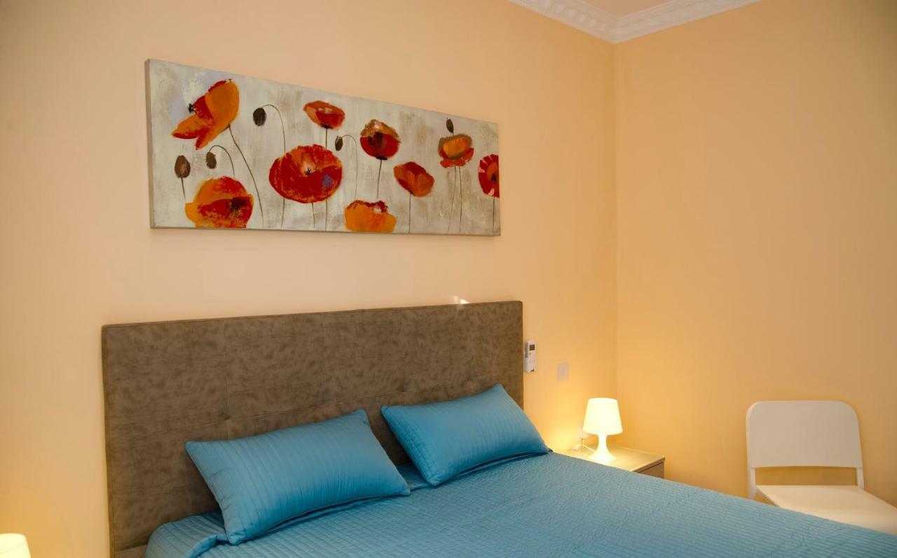 Sliema Duplex 1 Bedroom Apartment - Sleeps 4 Kültér fotó